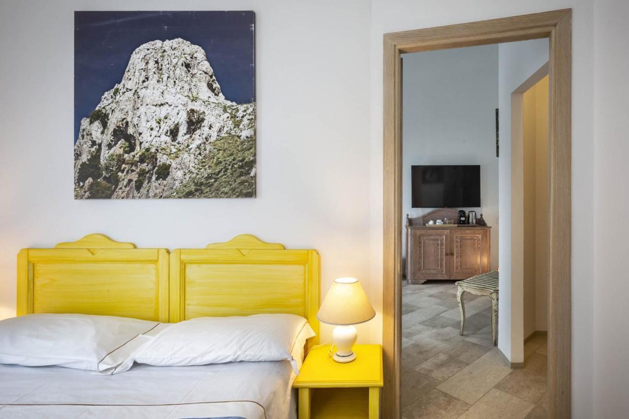 Iconic Luxury Suites Abbiadori Exteriör bild